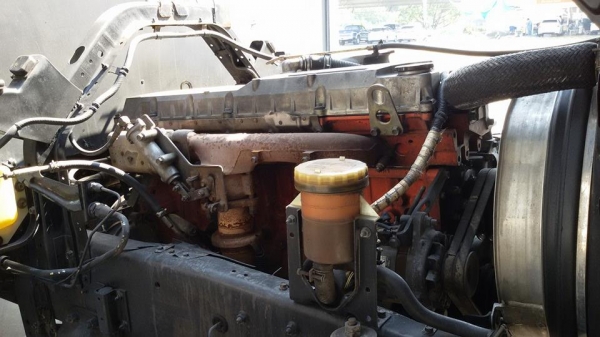 ขาย ISUZU FTR 200 แรงม้า ยาว 7.20 เมตร ตู้แห้ง 3 บาน ท้ายมีลิฟท์ สภาพสวยทั้งคัน จดทะเบียนปี  2545 / 2002 สนใจสอบถามเพิ่มเติมได้ที่ 081-4825911 คุณ พิมพ์ใจ 085-0097969 คุณ รุ่ง ราคา 790000 บาท