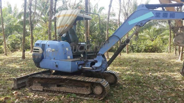 รถแบคโฮ HITACHI EX 40