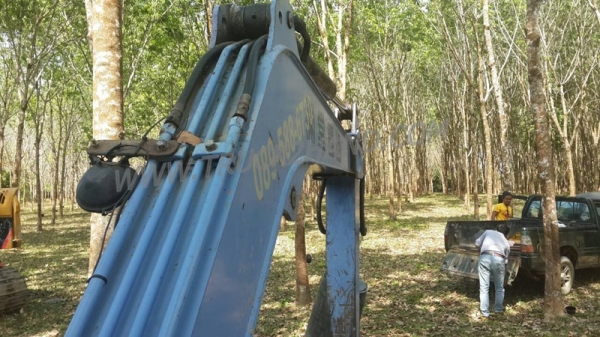 รถแบคโฮ HITACHI EX 40