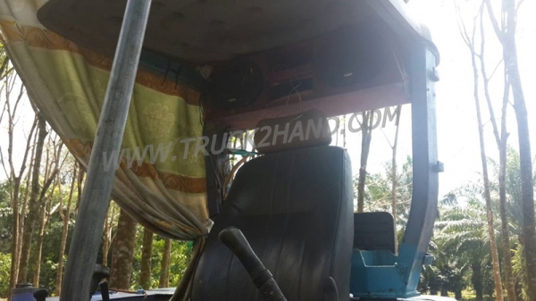 รถแบคโฮ HITACHI EX 40