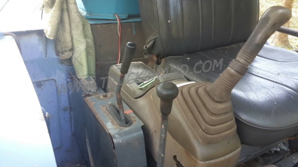 รถแบคโฮ HITACHI EX 40