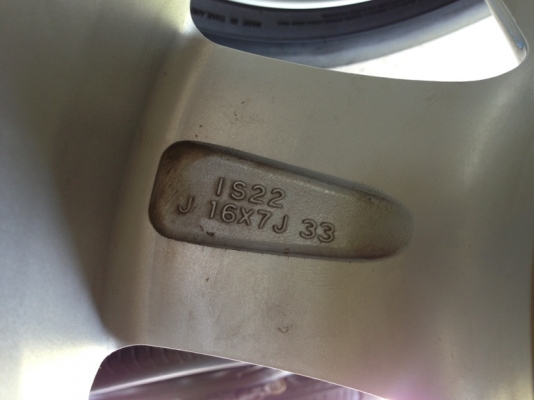 - ขายล้อพร้อมยาง Dmax ขอบ16