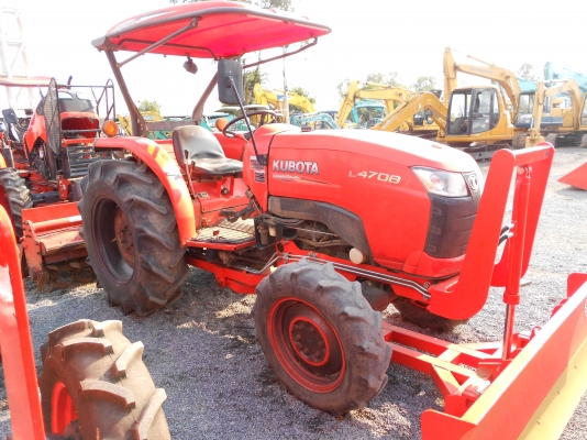 ขายรถแทรคเตอร์ คูโบต้า รุ่น L4708 ขายรถแทรคเตอร์ คูโบต้า รุ่น L4708