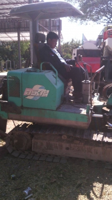 ขายรถแม็คโครเล็ก 26 แรงสภาพสวยพร้อมใช้งาน