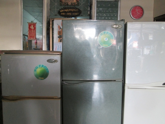 ยก 7000บาท 3 ใบใหญ่  ส่งทั่วไทย   เย็นทุกใบ  ประตูหลุด 1 ใบ