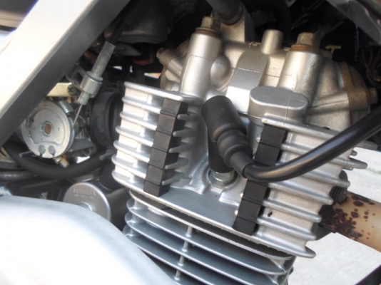 ยังไงก็ขาย D-tracker125ราคาถูกๆ ปี2010สตาทมือ รถบ้านเดิมๆ ชุดโอนครบ