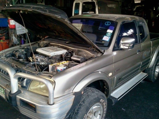 สตราด้า แค๊ป 4x4 ปี 1998