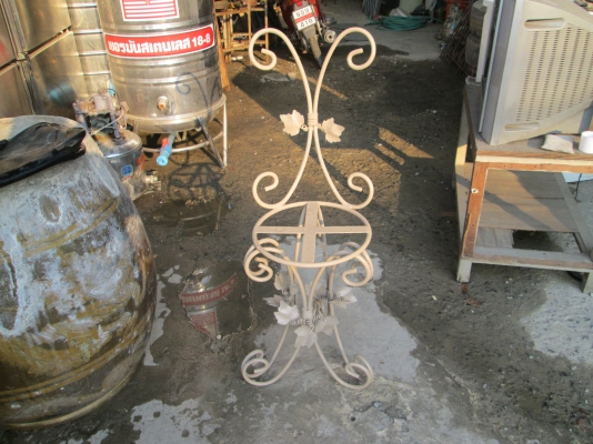 ครับเฮียสตาร์ชลบุรี  เก้าอี้เหล็กหนา   คลาสิค   ขาย 600บาท  รองสนิมแล้ว