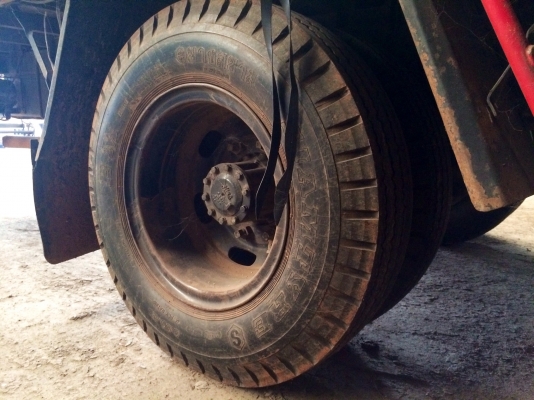 ขายด่วน. รถหกล้อ. Hino. Ff. 3h. เดิมๆ. สภาพดีมาก. พร้อมใช้งาน. เอกสารพร้อม