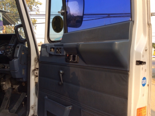 ขายด่วน 6 ล้อ อีซูซุ FRR 12 LA