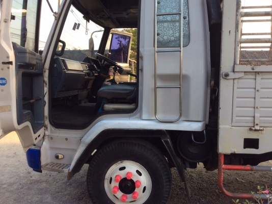 ขายด่วน 6 ล้อ อีซูซุ FRR 12 LA