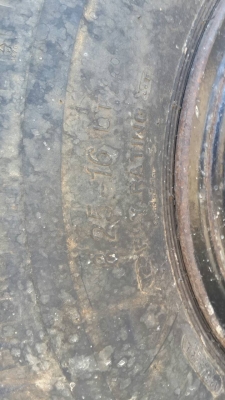 รถฮีโน่ 6 ล้อ KM - 777  115 แรงม้า.  สนใจติดต่อ 081 - 6079515