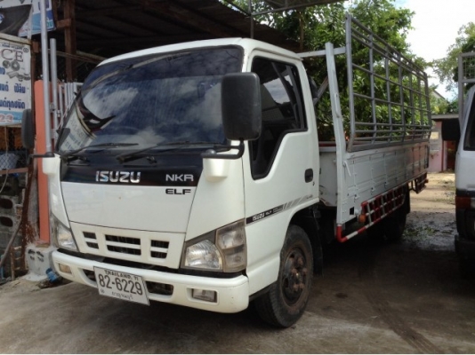 รถบรรทุก 6 ล้อใหญ่ ISUZU ปี 2549 ราคา 470,000 บ.