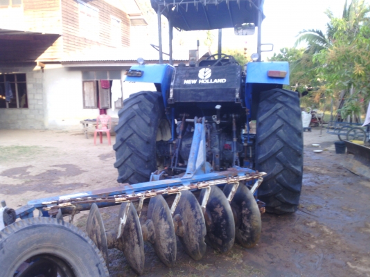 TS90 เกียข้าง กรองใหญ่ เภาหน้าแน่น เครื่องดี เกียดี ปั้มไฮดรอลิคดี สองเภาตัดได้ ยางดี 4 เส้น พร้อมลุยงานหนัง เอกสารเล้มทะเบียนพร้อมโอน