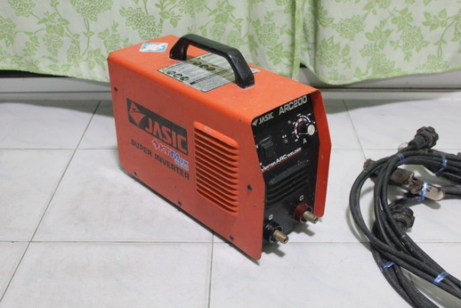 ตู้เชื่อมระบบอินเวอร์เตอร์ JASIC ขนาด 200 A สภาพพร้อมใช้งานอุปกรณ์ครบครับ