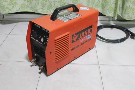 ตู้เชื่อมระบบอินเวอร์เตอร์ JASIC ขนาด 200 A สภาพพร้อมใช้งานอุปกรณ์ครบครับ