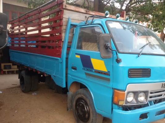 (ร้านรุ่งโรจน์ 082-1057078)ขาย 6ล้อ isuzu KS 110 แรง สวยๆ พ. เพาเวอร (ลูกค้ารับรถกลับบ้านเรียบร้อยแล้วขอบคุณคับ) รถห้างแท้ เครื่องแห้ง แรงจัด ภายใน คอลโซลสวยมาก แชสซีสวยๆ ไม่มีผุ ไม่โก่ง ช่วงล่างดี (ร้านรุ่งโรจน์ 082-1057078)ขาย 6ล้อ isuzu KS 110 แรง สวยๆ พ. เพาเวอร (ลูกค้ารับรถกลับบ้านเรียบร้อยแล้วขอบคุณคับ) รถห้างแท้ เครื่องแห้ง แรงจัด ภายใน คอลโซลสวยมาก แชสซีสวยๆ ไม่มีผุ ไม่โก่ง ช่วงล่างดี