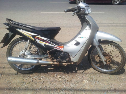 ขายเวฟ100 มีทะเบียนพร้อมชุดโอน ราคา 9500