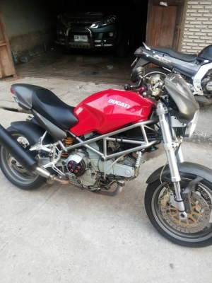 ขาย Ducati m900 ie หัวฉีดแล้ว   อินวอย  สรรพสามิตร   รถเก็บงานเลี่ยมกริบ สีสดสวย  เครื่องชัวส์ๆ  ท่อผ่าเสียงโหดๆ  ขาย 120000 งดต่อรอง ดูรถที่ ฉะเชิงเทรา มาลองได้ ไม่ถูกใจไม่ต้องซื้อ ติดต่อ 090-3120561