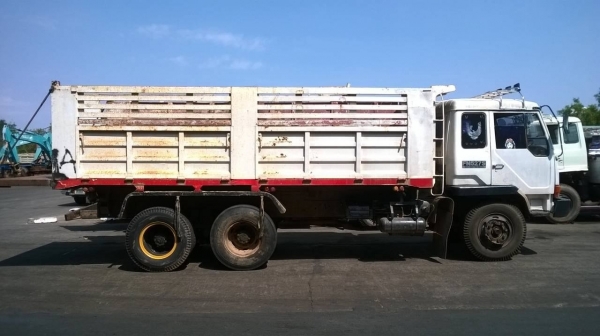 ขายไอ้หลง MA สภาพสวยพร้อมใช้ เครื่อง 6D16 195 แรง เกียร์ 10 speed ช่วงล่างเช็คใหม่หมด ดาวน์ 300,000 จัดไฟแนนซ์งวดปีครับ ขายไอ้หลง MA สภาพสวยพร้อมใช้ เครื่อง 6D16 195 แรง เกียร์ 10 speed ช่วงล่างเช็คใหม่หมด ดาวน์ 300,000 จัดไฟแนนซ์งวดปีครับ