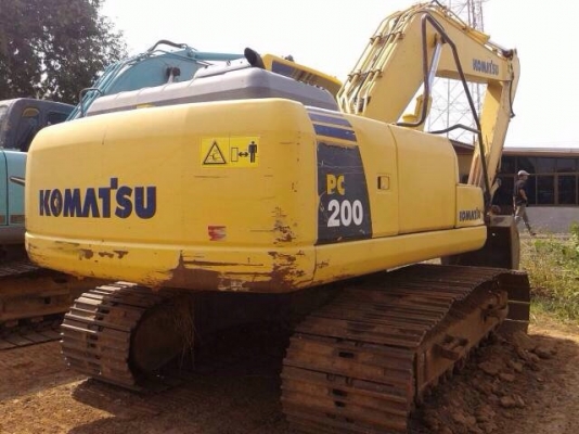 ขายรถแบ็คโฮ KOMATSU PC 200-8 C61282 ไมล์ชั่วโมง 4,144 เอกสารเล่มทะเบียน