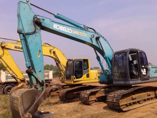 ขายรถแบ็คโฮ KOBELCO SK200 mark 8 YN12 ไมล์ชั่วโมง 2,900 เอกสารเล่มทะเบียน