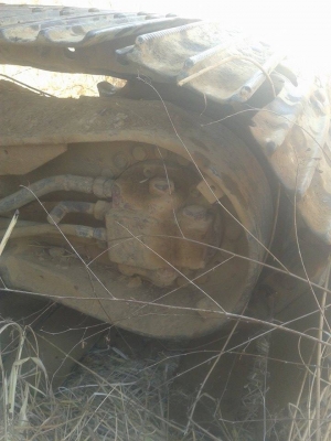 MARK-3 120**ราคา 690,000 บ.ต่อรอง**ขายแบคโฮ ยอดนิยม KOBELCO MARK-3 SK120 เครื่องเดิม ปั้มเดิม ไฟฟ้าตัด เครื่องดีแน่นดี ปั้มดีแรง ทำงานดี เร็วดี บูมอาร์มดี บุ้งกี๋ดีไม่ผุ เอวดีแน่นดี ช่วงล่าง60-70\% โซ่ดี แทร็กดี แต่ไม่ครบ เฟรมดีไม่ปะ โรลเลอร์ดี สป็อคเก็ตเย