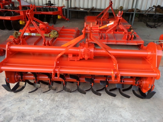 โรตารี่ช้าง ขนาด 1.80 เมตร..ใบใหม่ยกชุด สภาพดีพร้อมใช้งาน