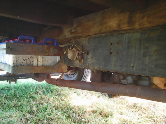 ขายหกล้อหัวยาว อีซูสุTX -165 พวงมาลัยเพาเวอร์ เกียร์ร็อก คานหน้า+ เฟีองท้ายฟูโซ่200 สโลว์อินเตอร์ 4 สปีด