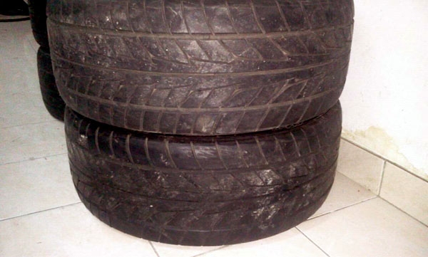 ขายล้อเรนแท้ขอบ20 พร้อมยาง245/35/20 ขายล้อเรนแท้ขอบ20 พร้อมยาง245/35/20