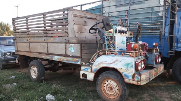 **ขายแล้วครับขอบคุณ Truck2hand ขายแต๋น4ล้อ ราคาเบาๆ เครื่องKUBOTA RT120-12HP เกียร์TL-85 คานหน้าตรง คัสซีหน้า4 เฟืองท้าย TOYOTA RN เครื่องดี แรง แน่นดี สตาร์ทง่าย เกียร์ดีไม่ลุย ลุยดี คัสซีดี ไม่ปะไม่ดาม หูแหนบ แน่นๆ ไม่หลวม กระบะพื้นไม้คอกไม **ขายแล้วครับขอบคุณ Truck2hand ขายแต๋น4ล้อ ราคาเบาๆ เครื่องKUBOTA RT120-12HP เกียร์TL-85 คานหน้าตรง คัสซีหน้า4 เฟืองท้าย TOYOTA RN เครื่องดี แรง แน่นดี สตาร์ทง่าย เกียร์ดีไม่ลุย ลุยดี คัสซีดี ไม่ปะไม่ดาม หูแหนบ แน่นๆ ไม่หลวม กระบะพื้นไม้คอกไม