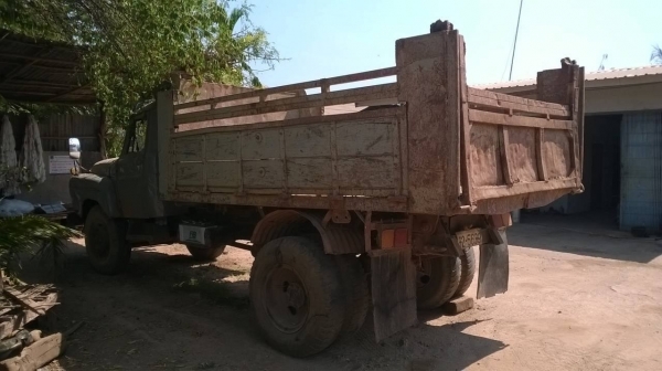 ขาย 6 ล้อดั้มหัวยาว คัสซีสวยตลอดเส้น เครื่อง 6BD1 165 แรงม้า เฟืองท้าย FUSO พวงมาลัยพาวเวอร์ ทะเบียนเต็มพร้อมโอน ราคาต่อรองได้