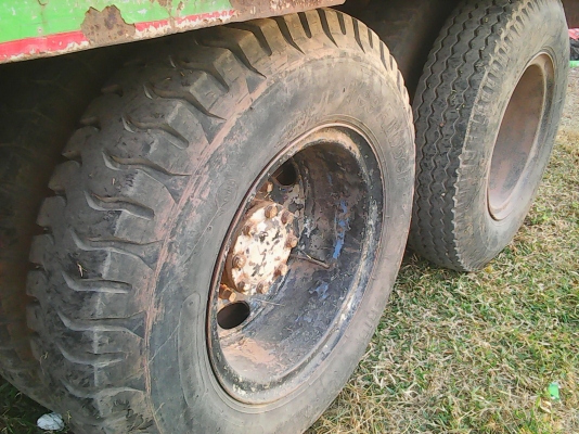 ขายสิบล้อหัวยาวเพลาเดียว อีซูสุ เครื่อง 6BD1-165 เกียร์ร็อก      สโลว์อินเตอร์ 4 สปีด เฟืองท้ายใหญ่