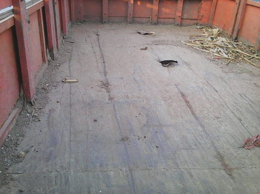 ขายสิบล้อหัวยาวเพลาเดียว อีซูสุ เครื่อง 6BD1-165 เกียร์ร็อก      สโลว์อินเตอร์ 4 สปีด เฟืองท้ายใหญ่