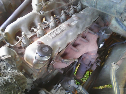 ขายสิบล้อหัวยาวเพลาเดียว อีซูสุ เครื่อง 6BD1-165 เกียร์ร็อก      สโลว์อินเตอร์ 4 สปีด เฟืองท้ายใหญ่