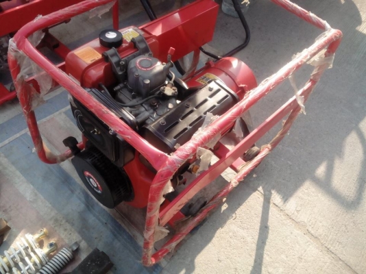 ขายเครื่องปั่นไฟดีเซลสภาพดีครับ 10 HP 7 KVA ไฟ220V.