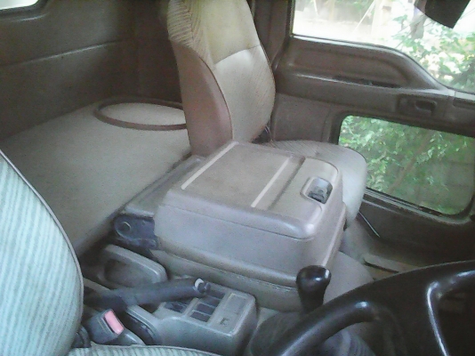 ขายหกล้อดั้มพ์ ISUZU-DECA-6 HH1-210 HP สภาพพร้อมใช้ อ๊อฟชั่นครบ ขายหกล้อดั้มพ์ ISUZU-DECA-6 HH1-210 HP สภาพพร้อมใช้ อ๊อฟชั่นครบ