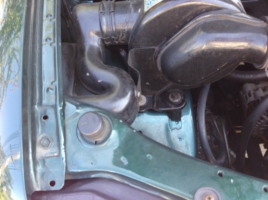 สตราด้า 4x4 (4WD) ปี40พร้อมใช้ เอาไปลุยได้เลย สตราด้า 4x4 (4WD) ปี40พร้อมใช้ เอาไปลุยได้เลย