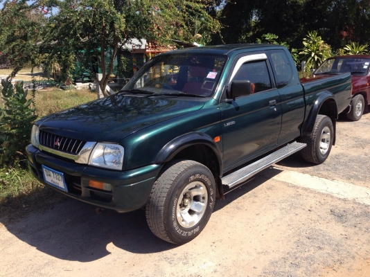 สตราด้า 4x4 (4WD) ปี40พร้อมใช้ เอาไปลุยได้เลย สตราด้า 4x4 (4WD) ปี40พร้อมใช้ เอาไปลุยได้เลย