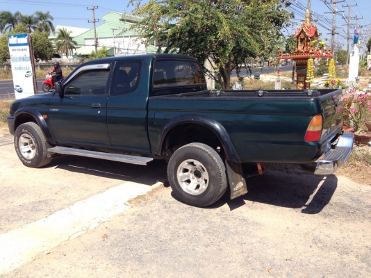 สตราด้า 4x4 (4WD) ปี40พร้อมใช้ เอาไปลุยได้เลย สตราด้า 4x4 (4WD) ปี40พร้อมใช้ เอาไปลุยได้เลย