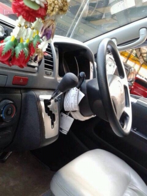 ขายTOYOTA. Commuter หลังคาสุง CNG 3ถังมเบาะหนัง4แถว เกียร์ออโต้โรงงาน แอร์ไมโครบัส ปี2011 ราคาเพียง 763,000 บาท โทร0922726669ตันหยงค่ะ ขายTOYOTA. Commuter หลังคาสุง CNG 3ถังมเบาะหนัง4แถว เกียร์ออโต้โรงงาน แอร์ไมโครบัส ปี2011 ราคาเพียง 763,000 บาท โทร0922726669ตันหยงค่ะ