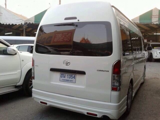 ขายด่วนรถตู้ TOYOTA  commuter CNG.   2011 เกียร์ธรรมดา เบาะผ้า4 แถว ราคา723,000 บาท สนใจโทรสอบถามได้ 0922726669 ตันหยงค่ะ
