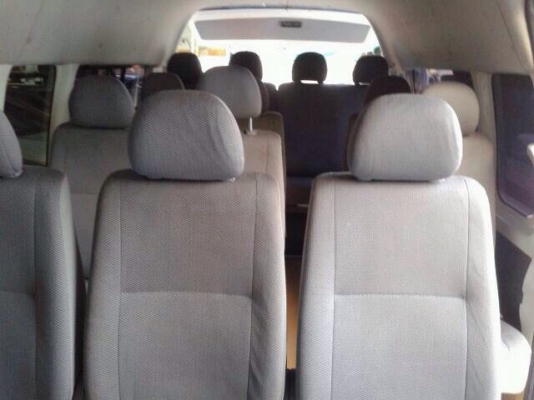 ขายด่วนรถตู้ TOYOTA  commuter CNG.   2011 เกียร์ธรรมดา เบาะผ้า4 แถว ราคา723,000 บาท สนใจโทรสอบถามได้ 0922726669 ตันหยงค่ะ