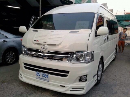 ขายด่วนรถตู้ TOYOTA  commuter CNG.   2011 เกียร์ธรรมดา เบาะผ้า4 แถว ราคา723,000 บาท สนใจโทรสอบถามได้ 0922726669 ตันหยงค่ะ