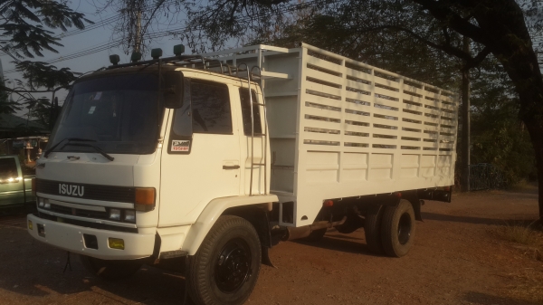 ขายรถหกล้อใหญ่เครื่อง 165 FTR ยาว 5.5 ม. รถห้าง