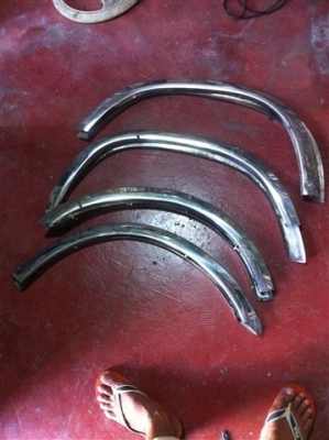 ขายคาร์บูคู่แต่ง 8500  กับ คิ้วล้อเลส ๆๆๆๆๆถูกๆๆๆ 900 มาก่อนเอา