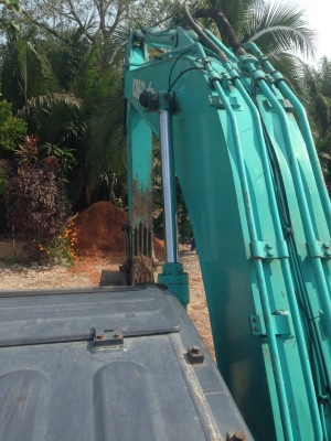 ขายรถแบคโฮ KOBELCO SK200-8 YN11-48920 ทำงานมาแล้ว 11,200ชั่วโมง สนใจโทร 081-970-1072