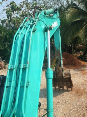 ขายรถแบคโฮ KOBELCO SK200-8 YN11-48920 ทำงานมาแล้ว 11,200ชั่วโมง สนใจโทร 081-970-1072