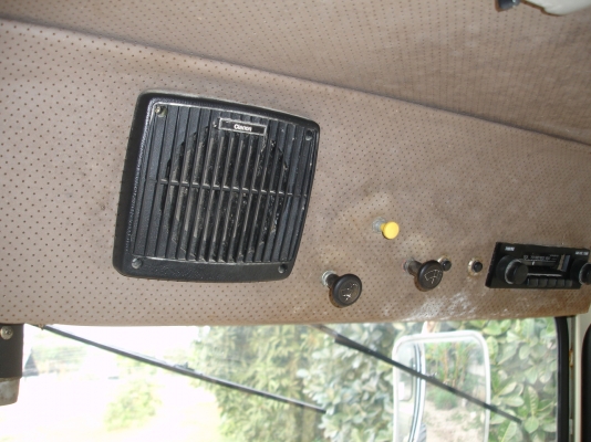 ขายรถตัก Komatsu 510 ; รถเก่าญี่ปุ่น 100\%;  สภาพสวยพร้อมใช้งานได้ทันที สนใจติดต่อ 081-9485494