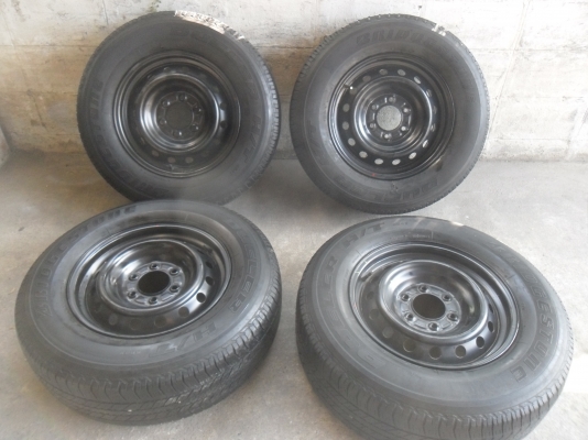 ล้อกะทะ 17นิ้ว 6รู พร้อมยาง สวยๆ 4 ล้อ ราคา 5700 บาท